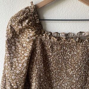 NEUTRAL FITTING DRESS